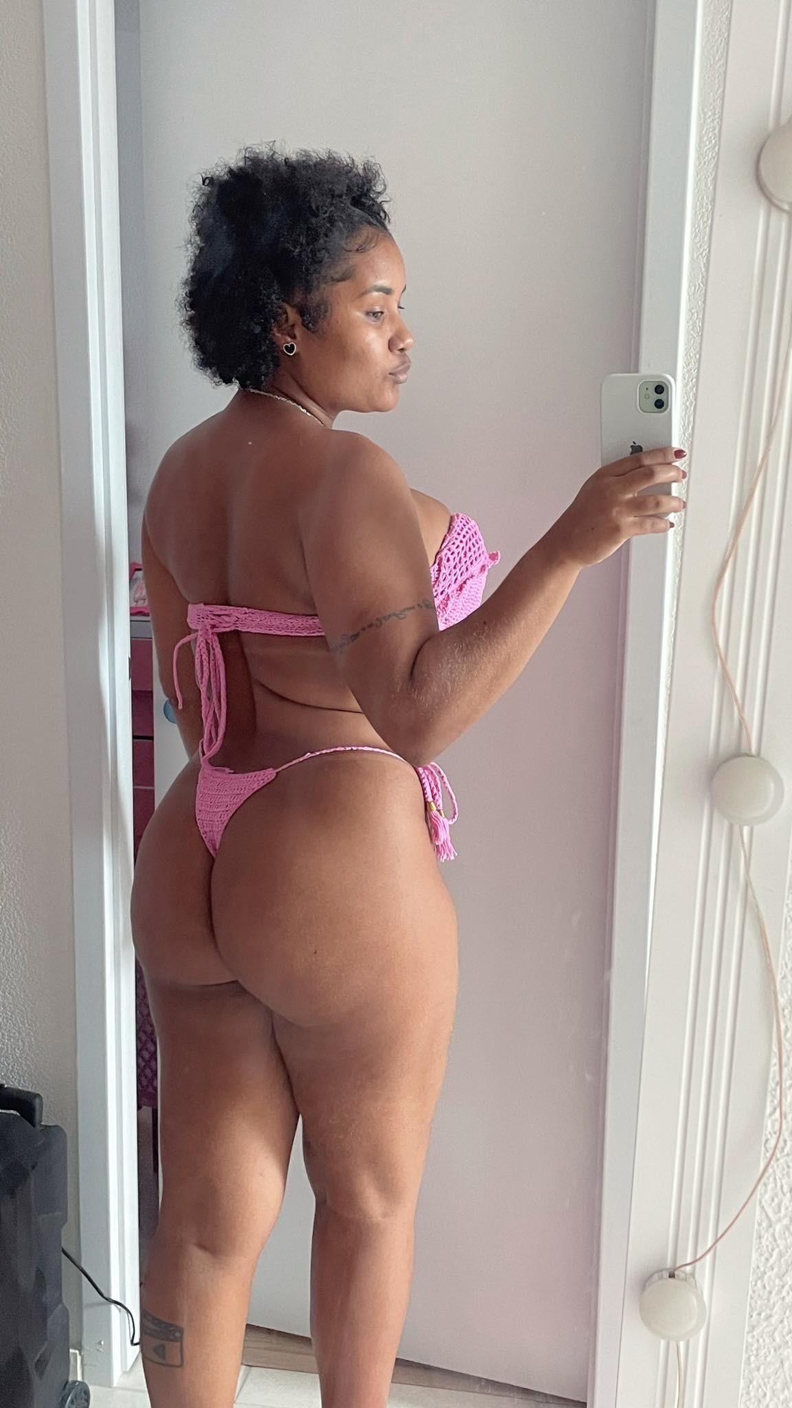 Livia brasileño grandes tetas