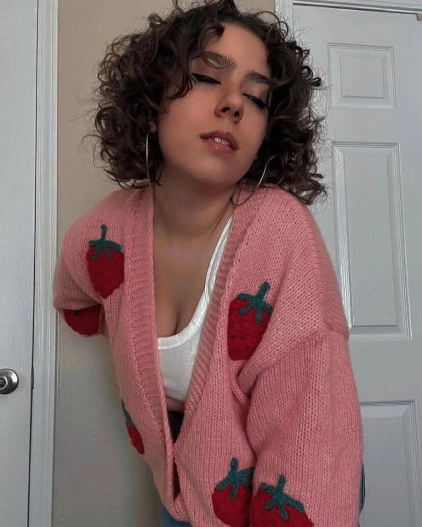 yo americana puta a Haley me encantaría montar/follar hombres y caballos