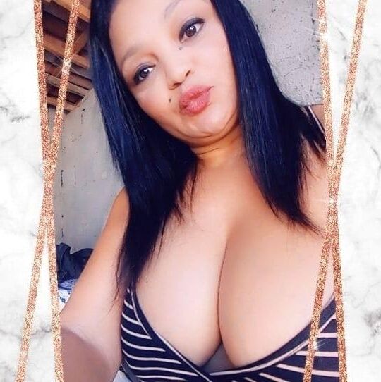 Veridiana brasileño Big Boobs nn