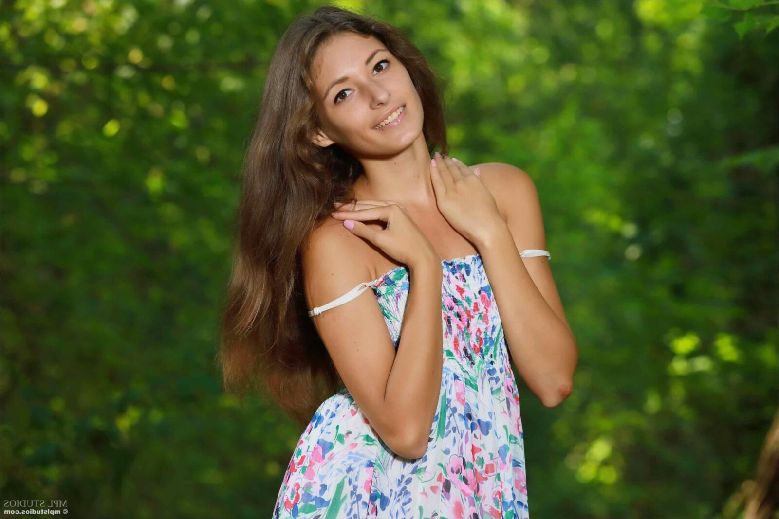 Mplstudios Hailey Der Waldweg
