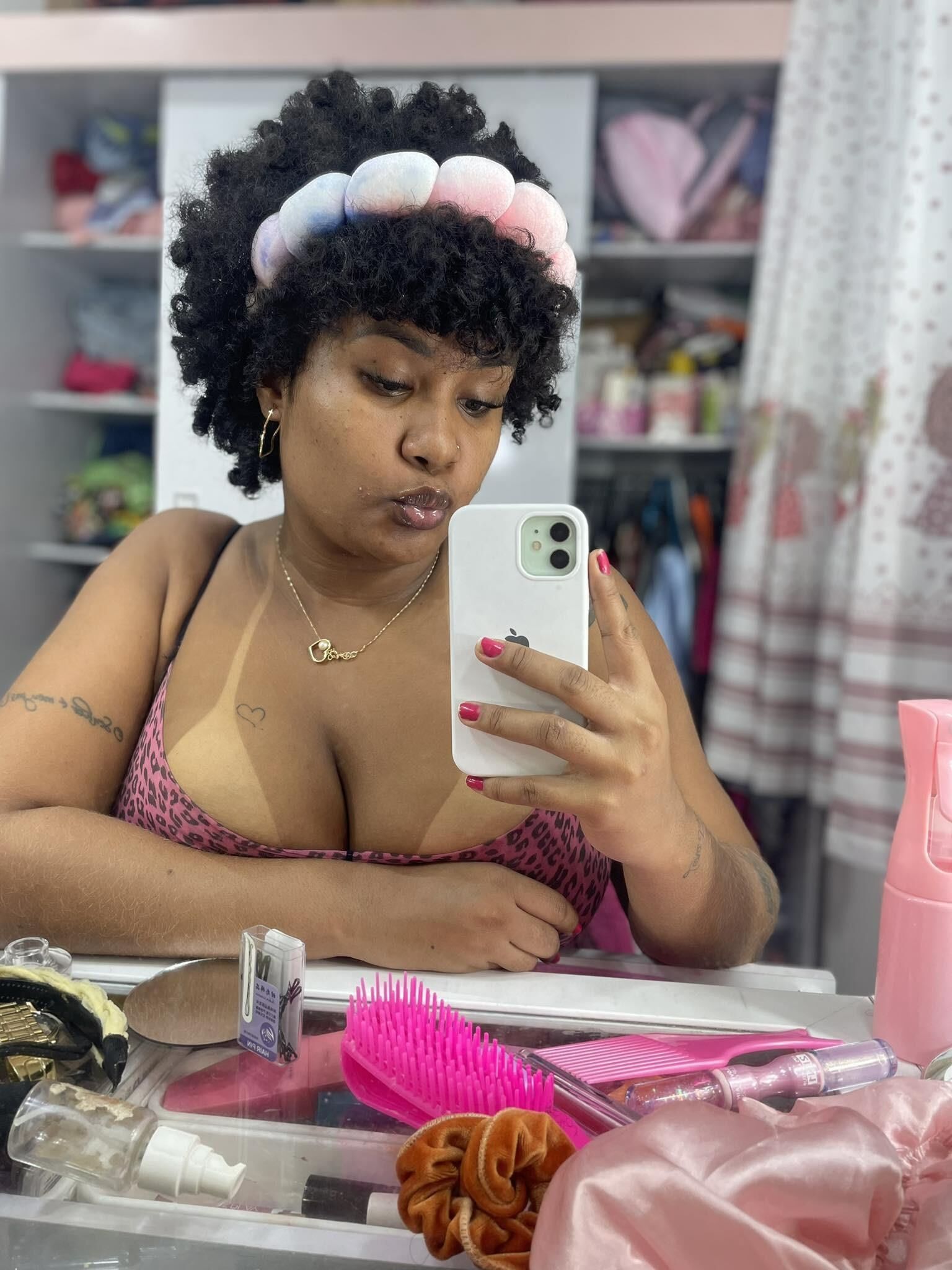 Livia brasileño grandes tetas