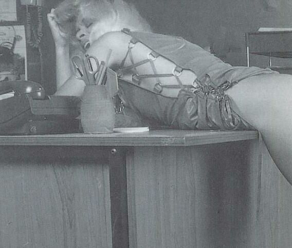 Retro Spanking Janus (completo)
