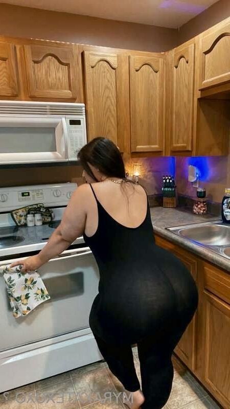Myra Big Ass Big Tits bbw sexy brünette Mädchen gemischte heiße Fotos