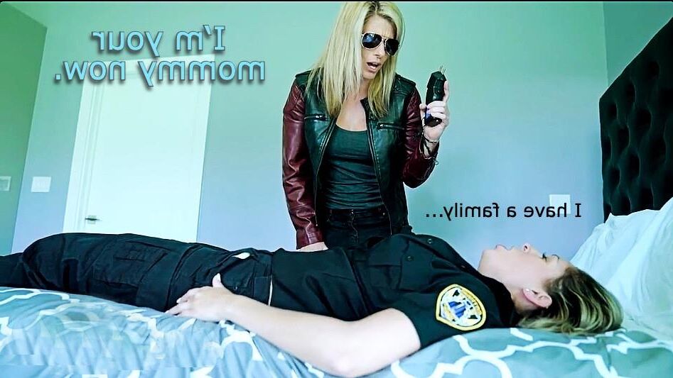 Policial de merda profunda: o escravo de Lezdom