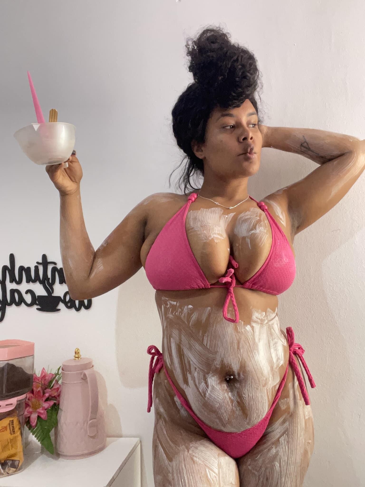 Livia brasileño grandes tetas