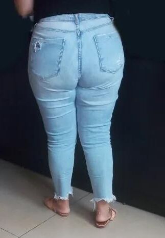Ehrliche Arsch Jeans