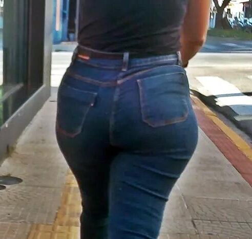 Ehrliche Arsch Jeans