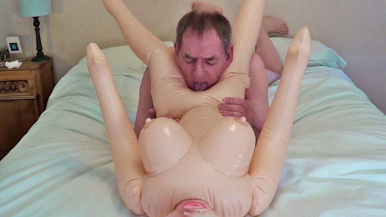 Prótesis de muñeca sexual