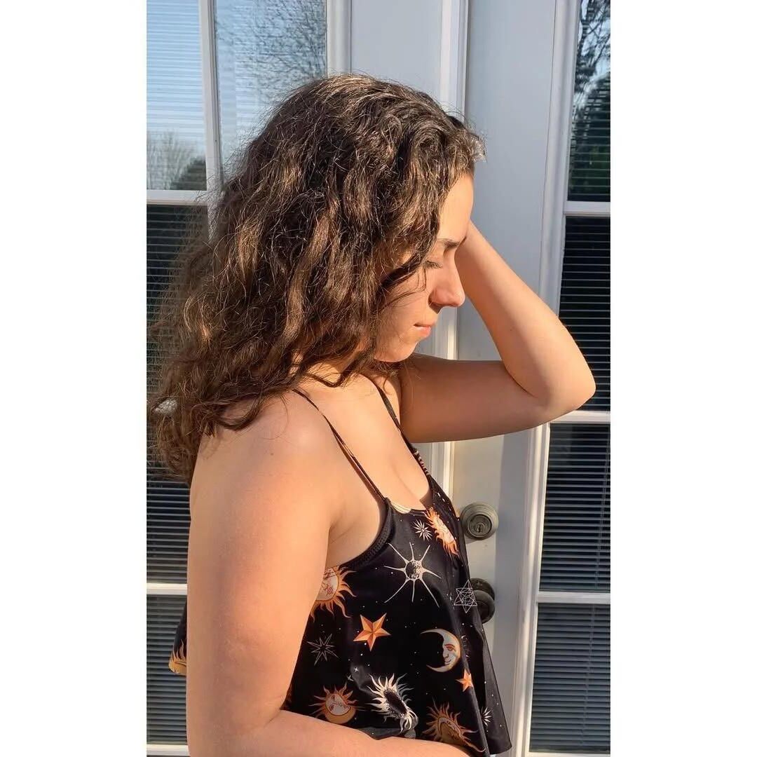 yo americana puta a Haley me encantaría montar/follar hombres y caballos
