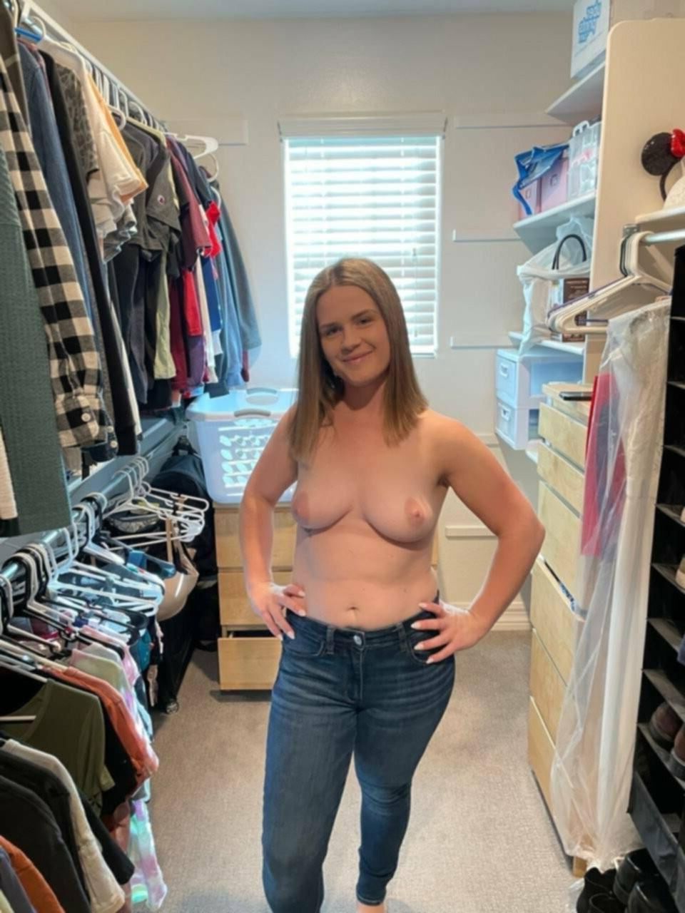 Esposas y milfs desnudos aficionados