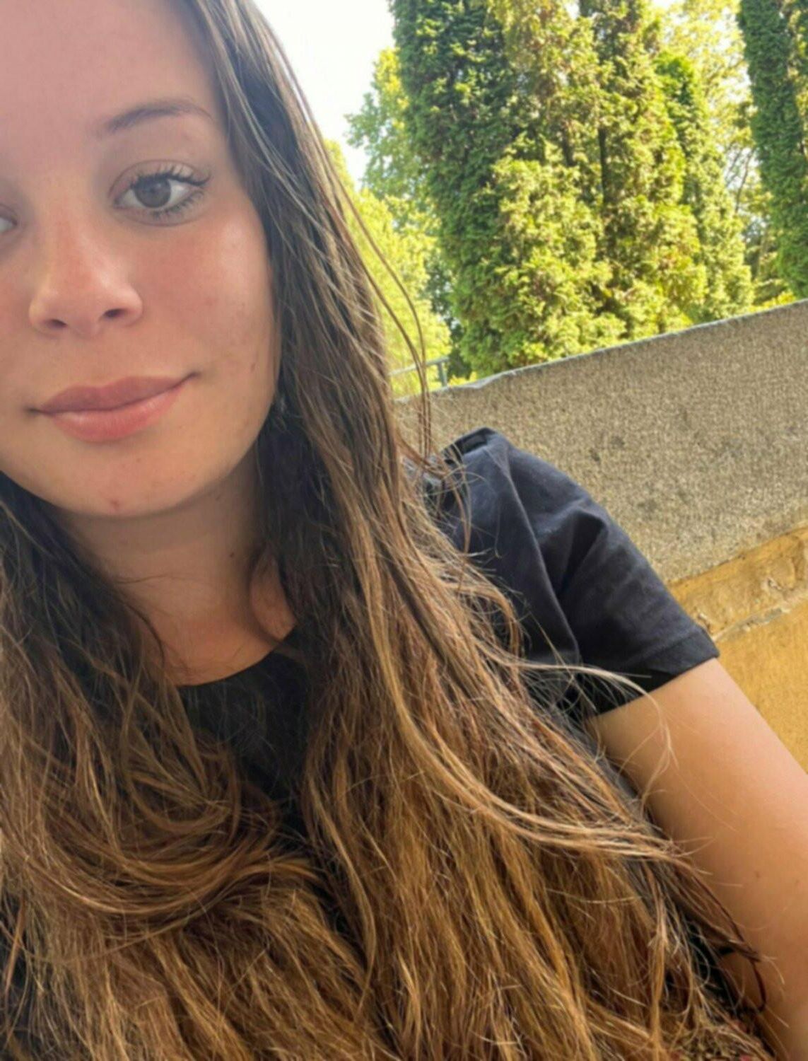 Vollbusige Anna