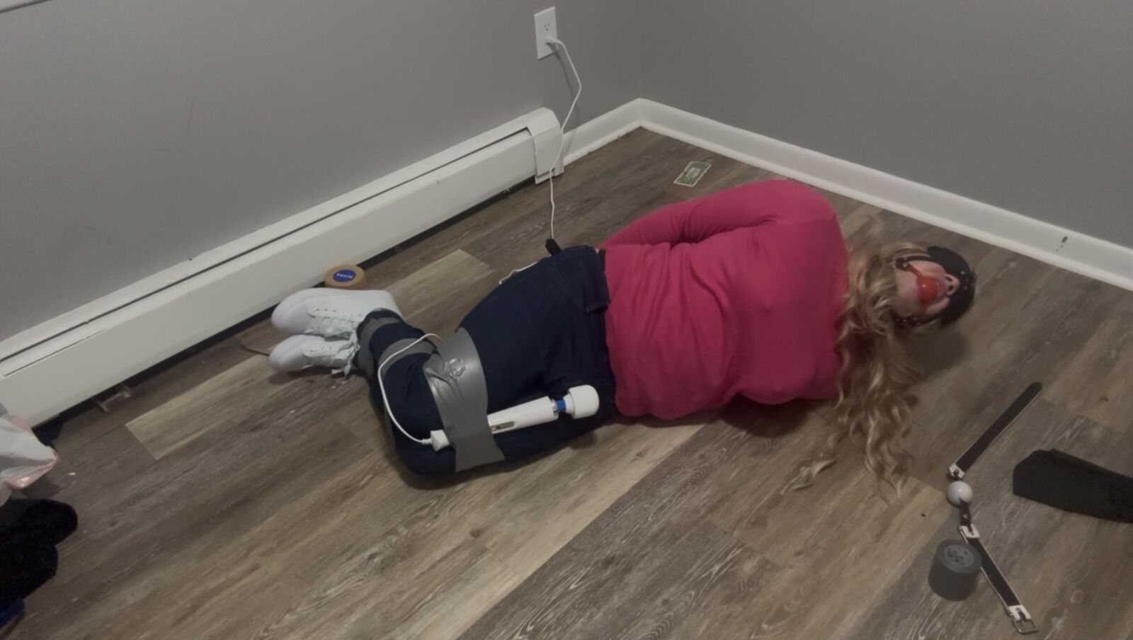 Sissy Emma Cox Bondage