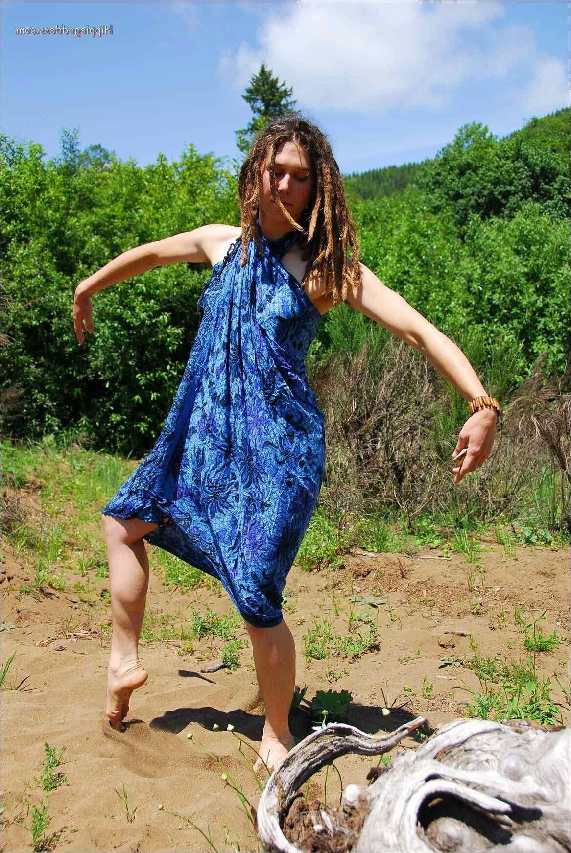 HippieGoddess ALDER Revealing attire