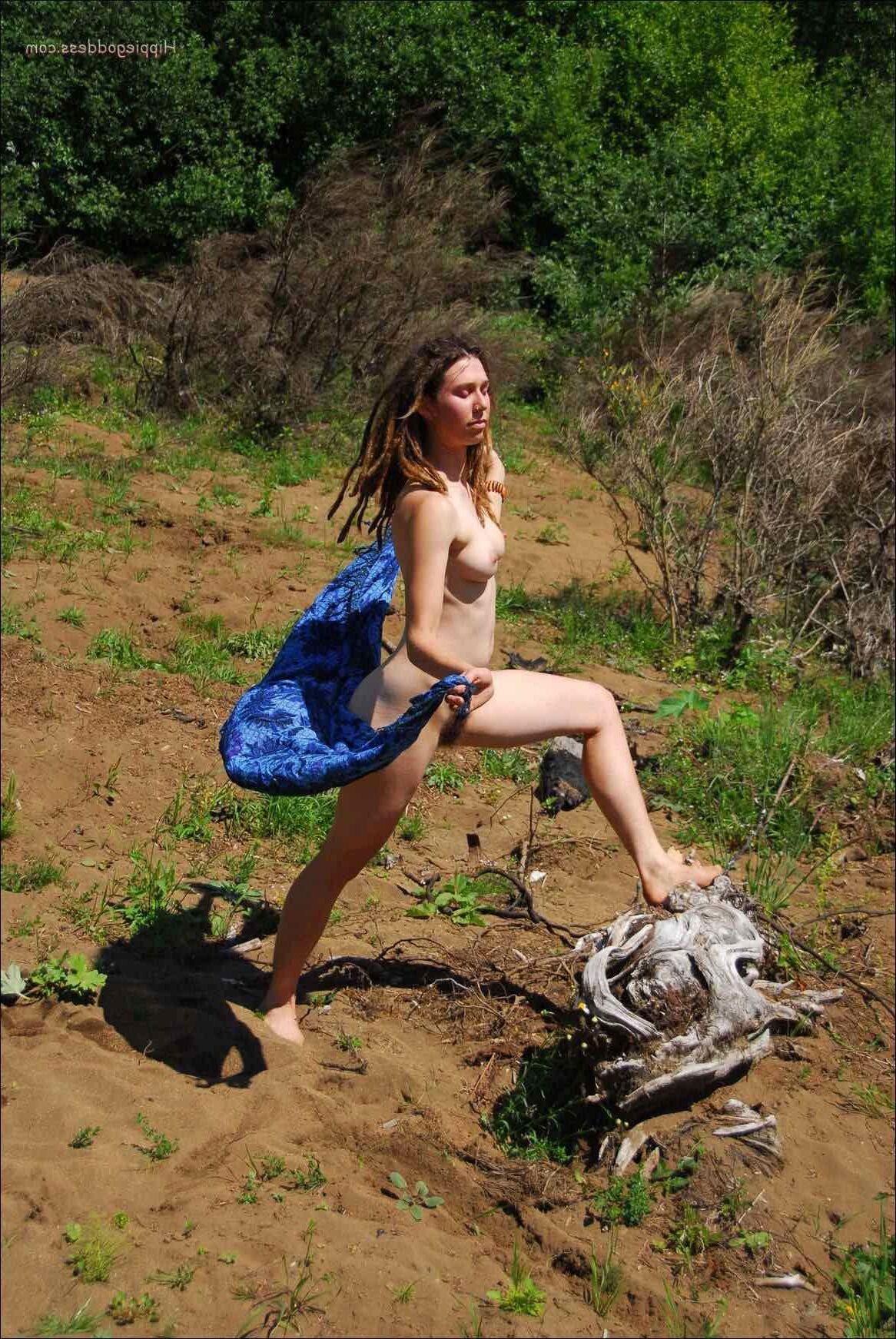 HippieGoddess ALDER Revealing attire