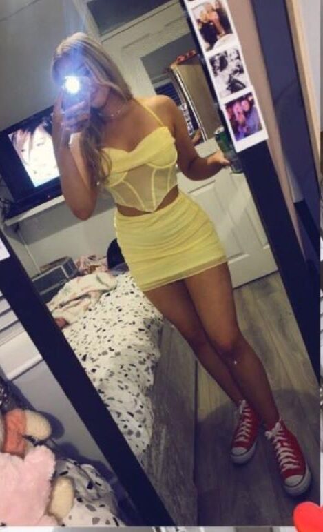 Fat Assed Teen Fuckmeat Kacie ist bereit, verdammt reif