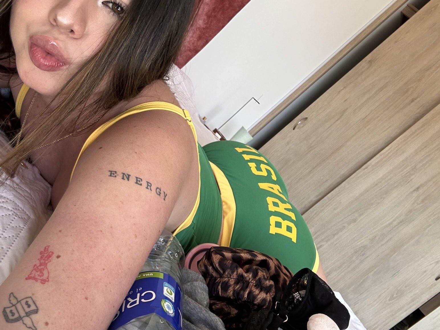 Menina gostosa super sexy incrível