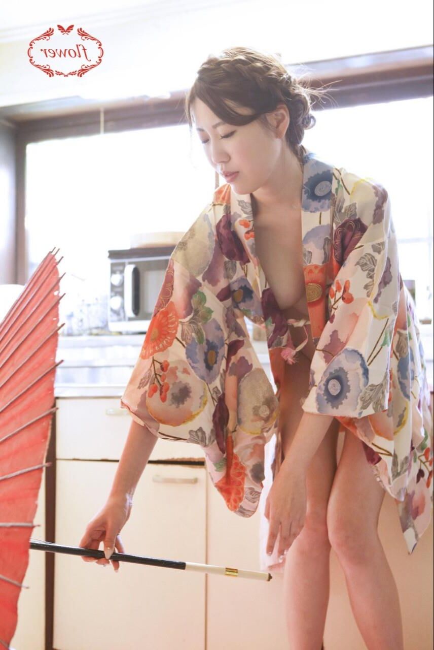 Amu Hanamiya Flower Vol