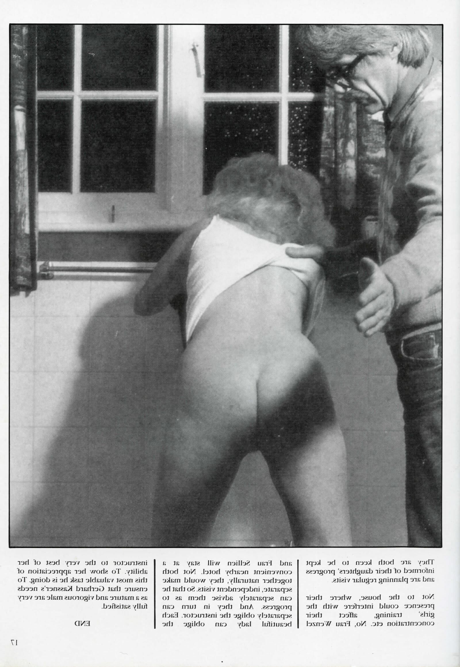 Retro Spanking Blushes Issue completo