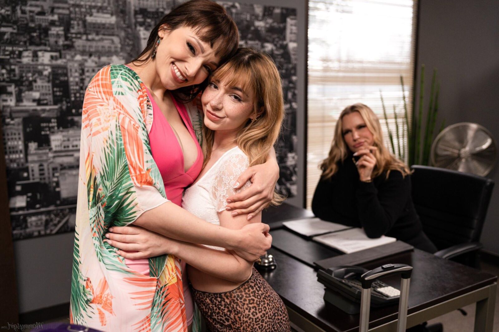 Lexi Luna, Demi Hawks Free Use Vacay