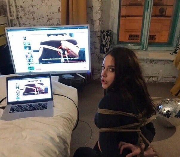 Prostitutas em cordas