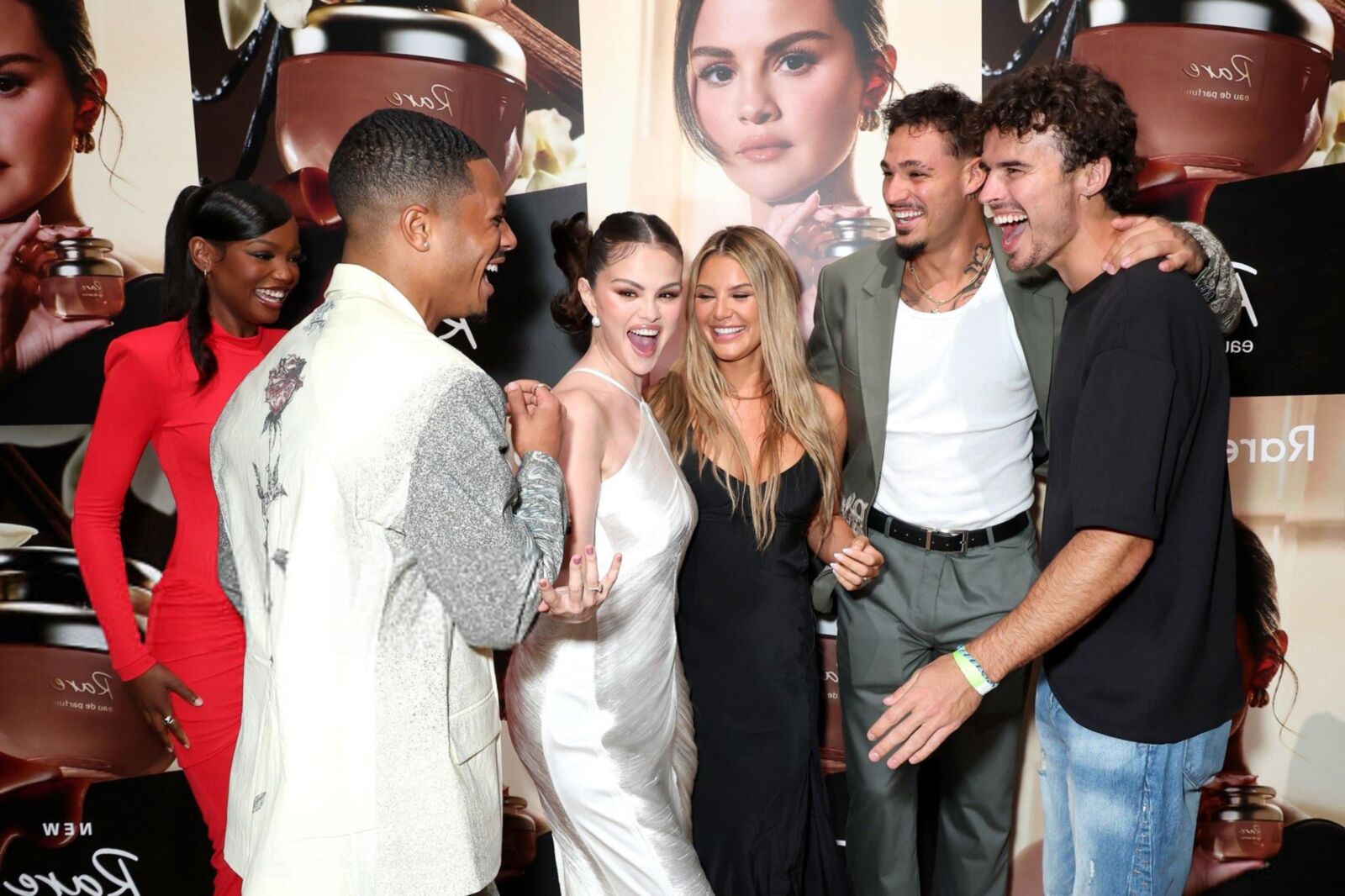Fiesta de lanzamiento de Eau de Parfum de Selena Gomez Gomez Beauty Rare Beauty