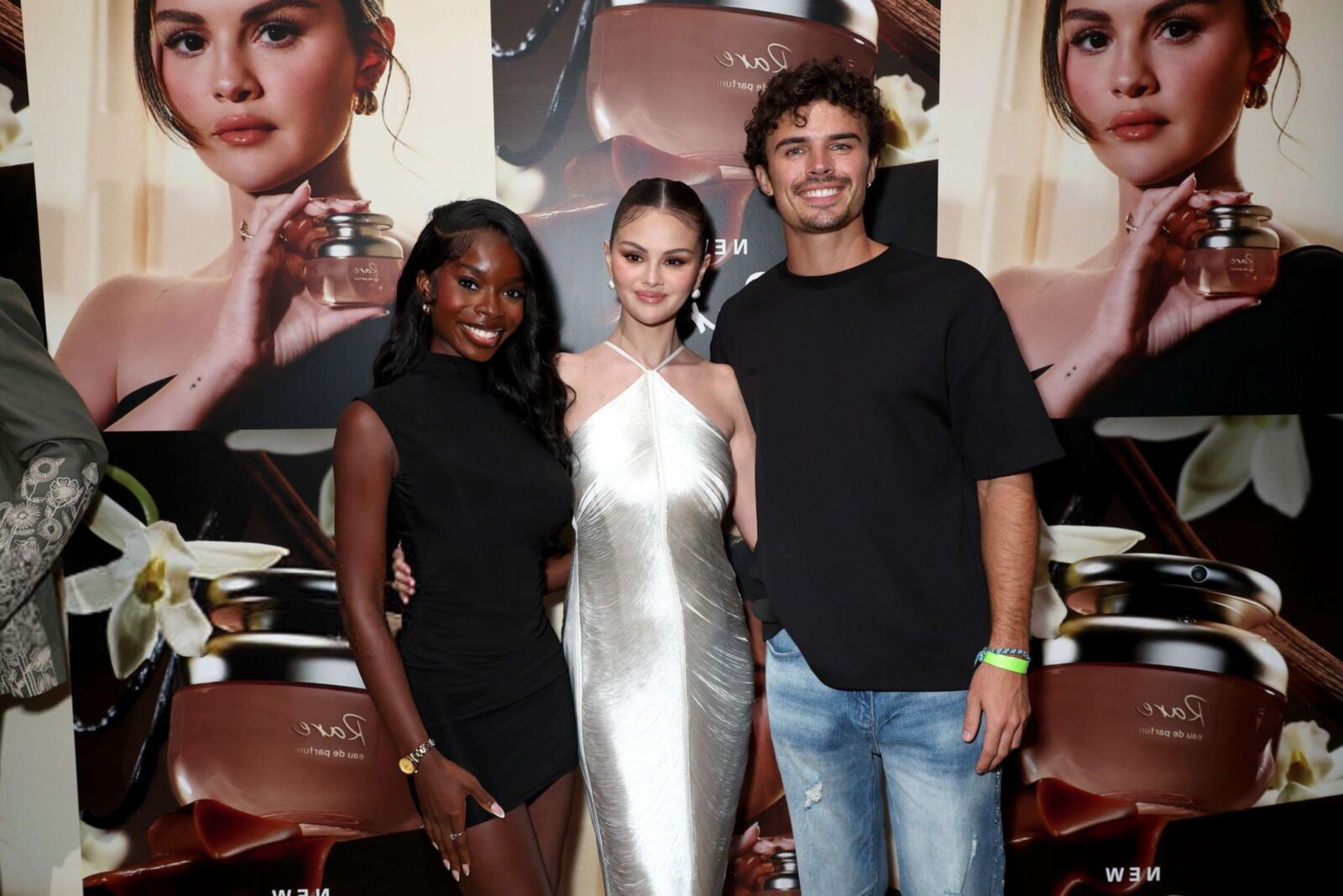 Fiesta de lanzamiento de Eau de Parfum de Selena Gomez Gomez Beauty Rare Beauty