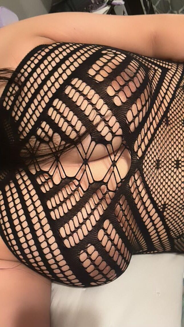 Latina Hotwife Feiertage in Europa