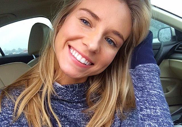 Un graduado de belleza summa cum carga con honores de orina