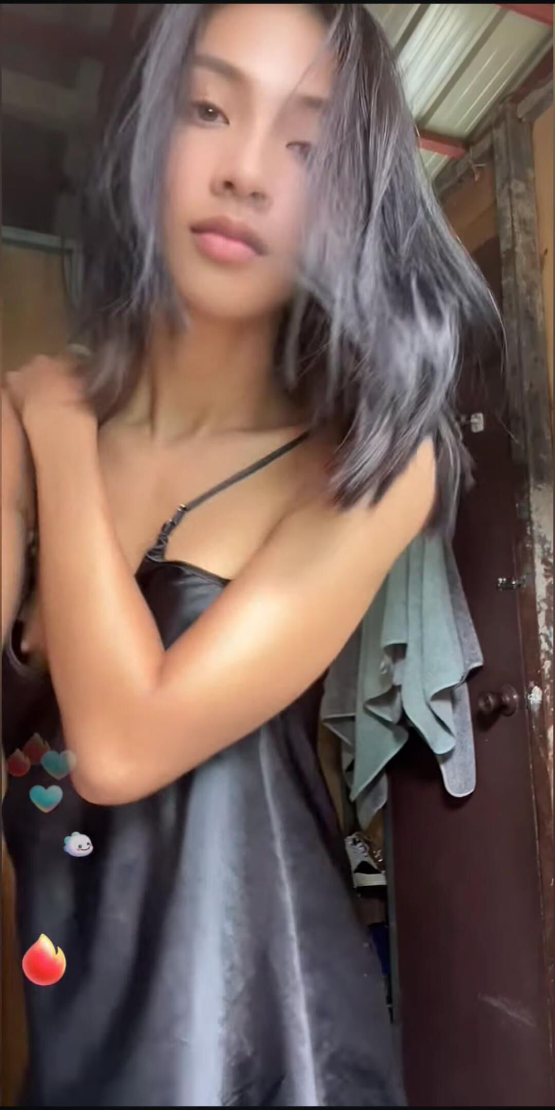 Pequeñas tetas bonitas pezón