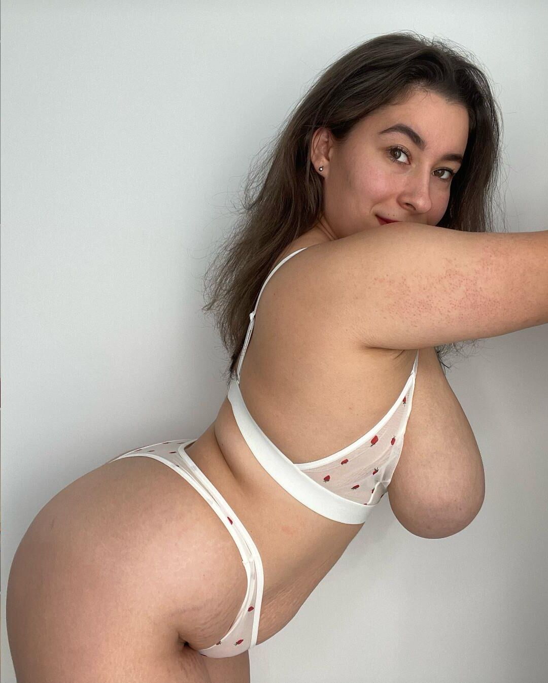 Petite pawg flaggy tits milf trixy taylor