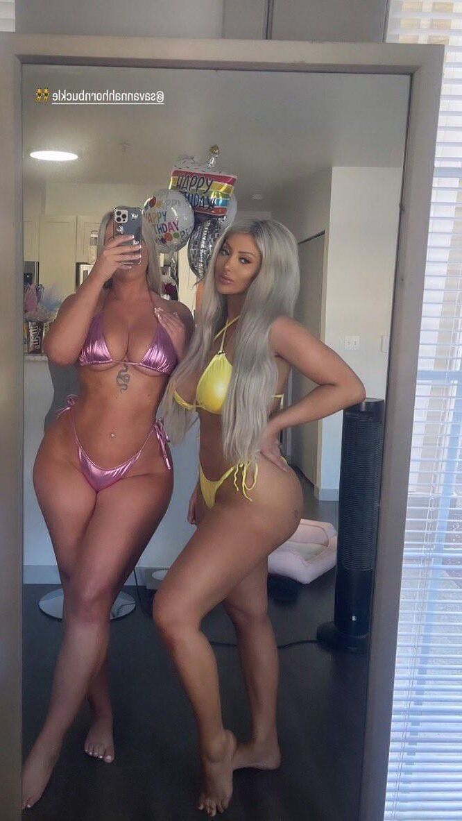 Rubia izquierda o derecha