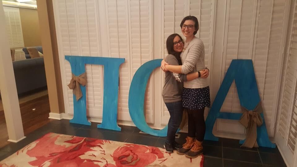 Nerdy College Sorority Girl para comentarios