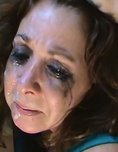 Mulheres chorando
