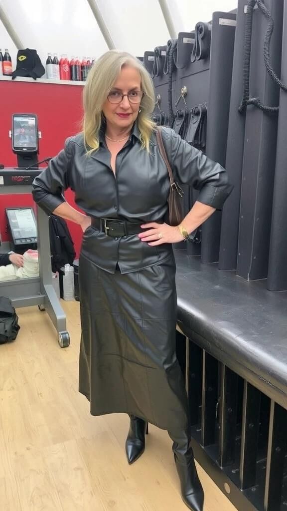 AI collection mature granny