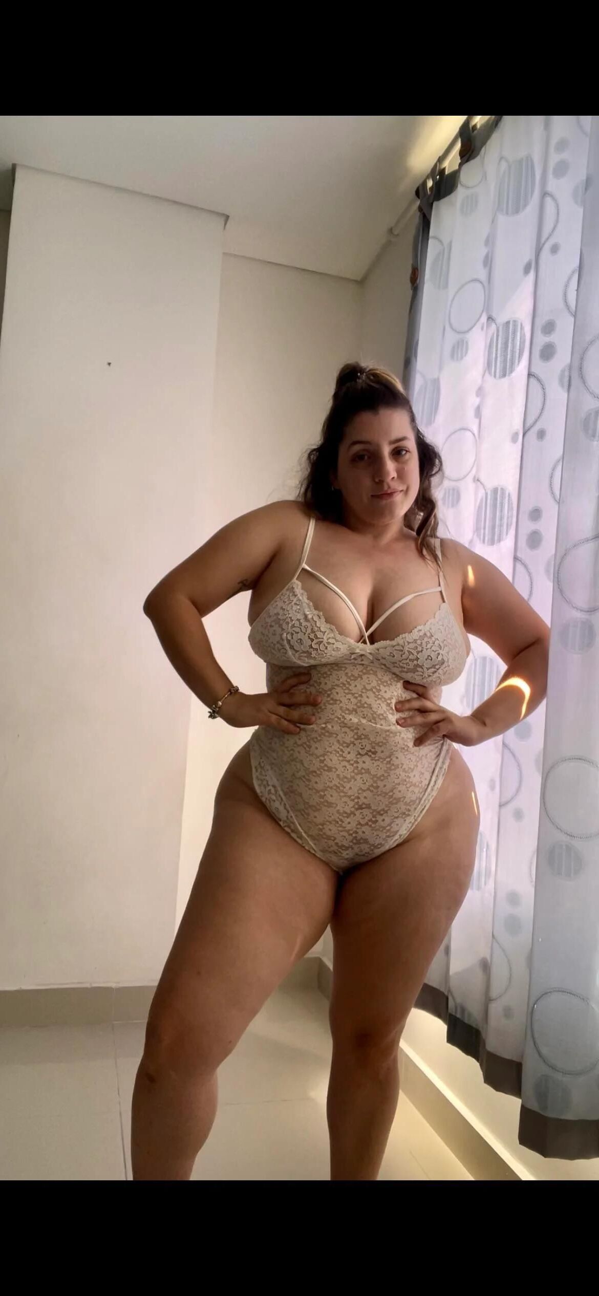 Pele clara latina Culona Tetona Karen Lina