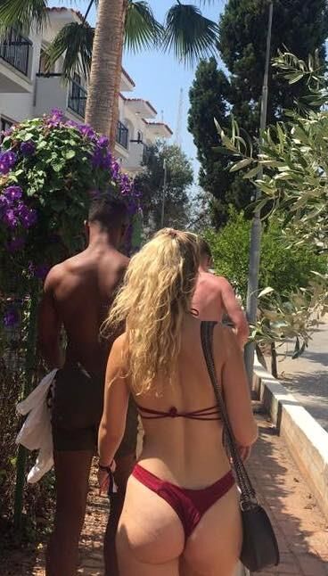 Harriet Rzz (biquíni nn pawg)