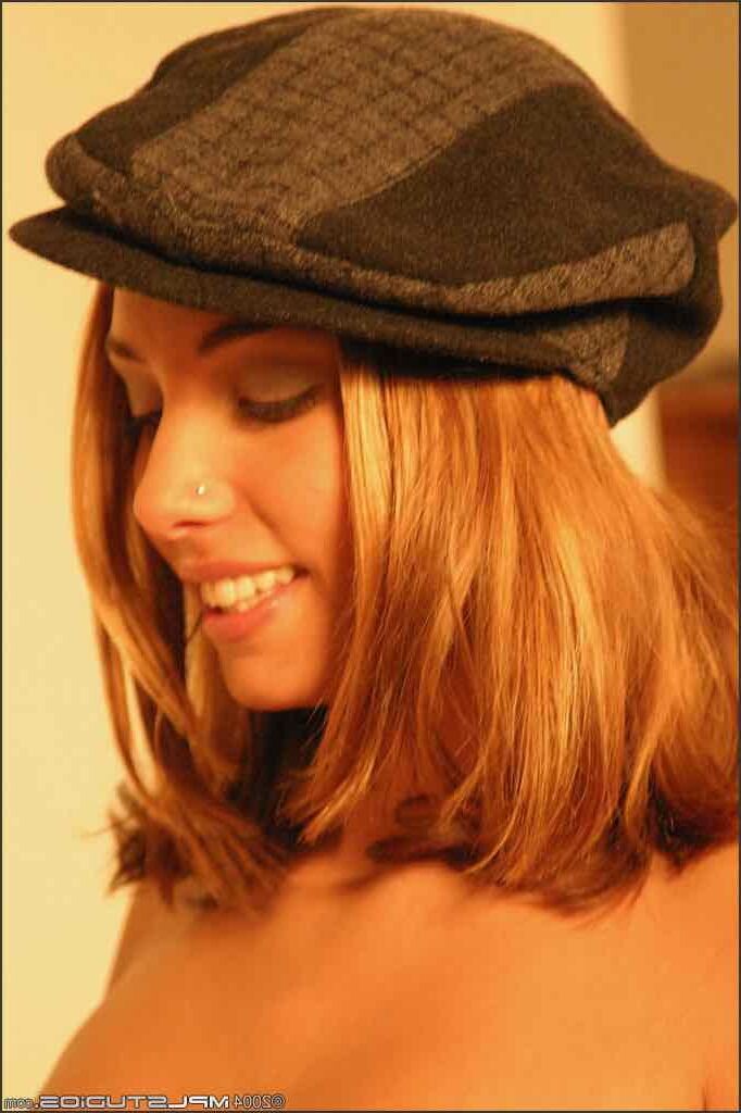 Mplstudios Julia за кулисами