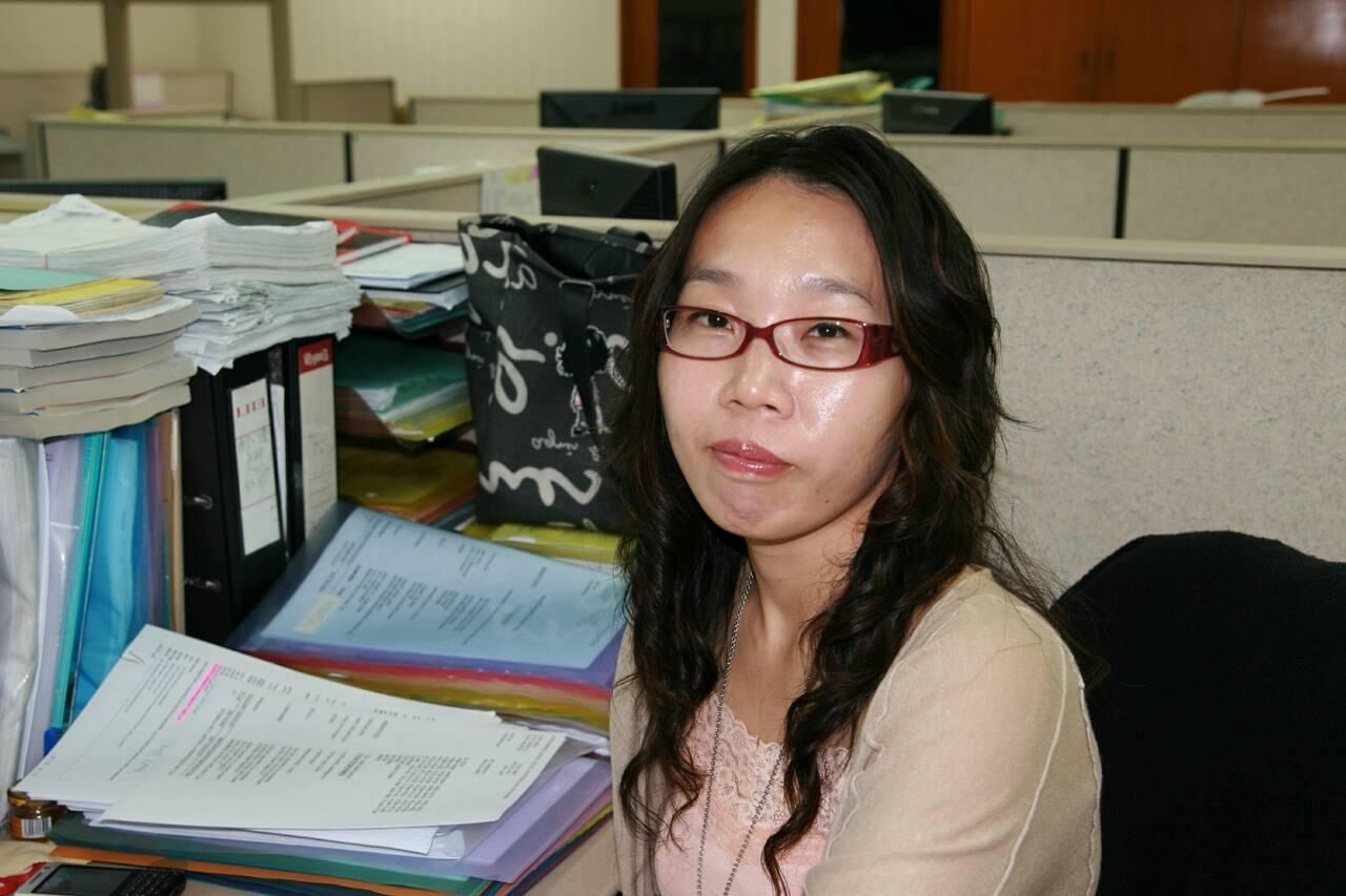  Cindy Yeung Married yr HK Wife 