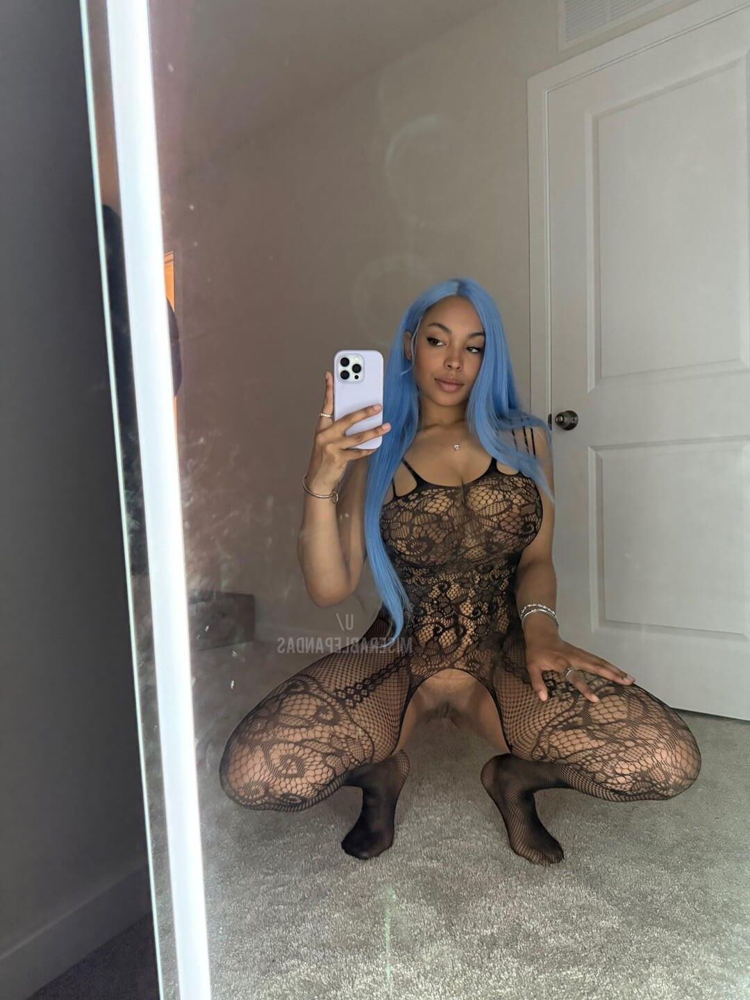 Ava