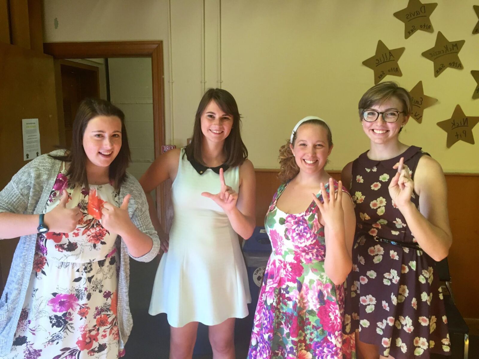 Nerdy College Sorority Girl para comentarios
