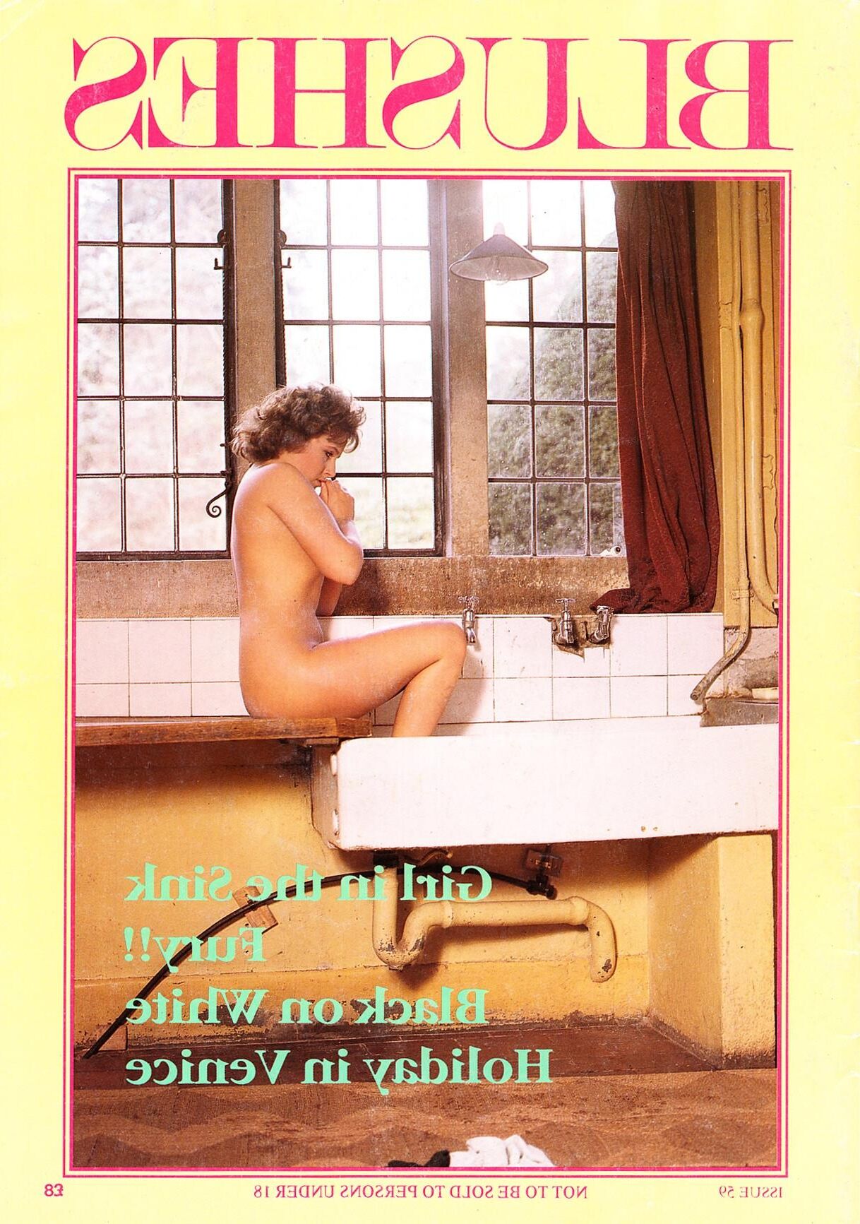 Retro Spanking Blushes Issue completo
