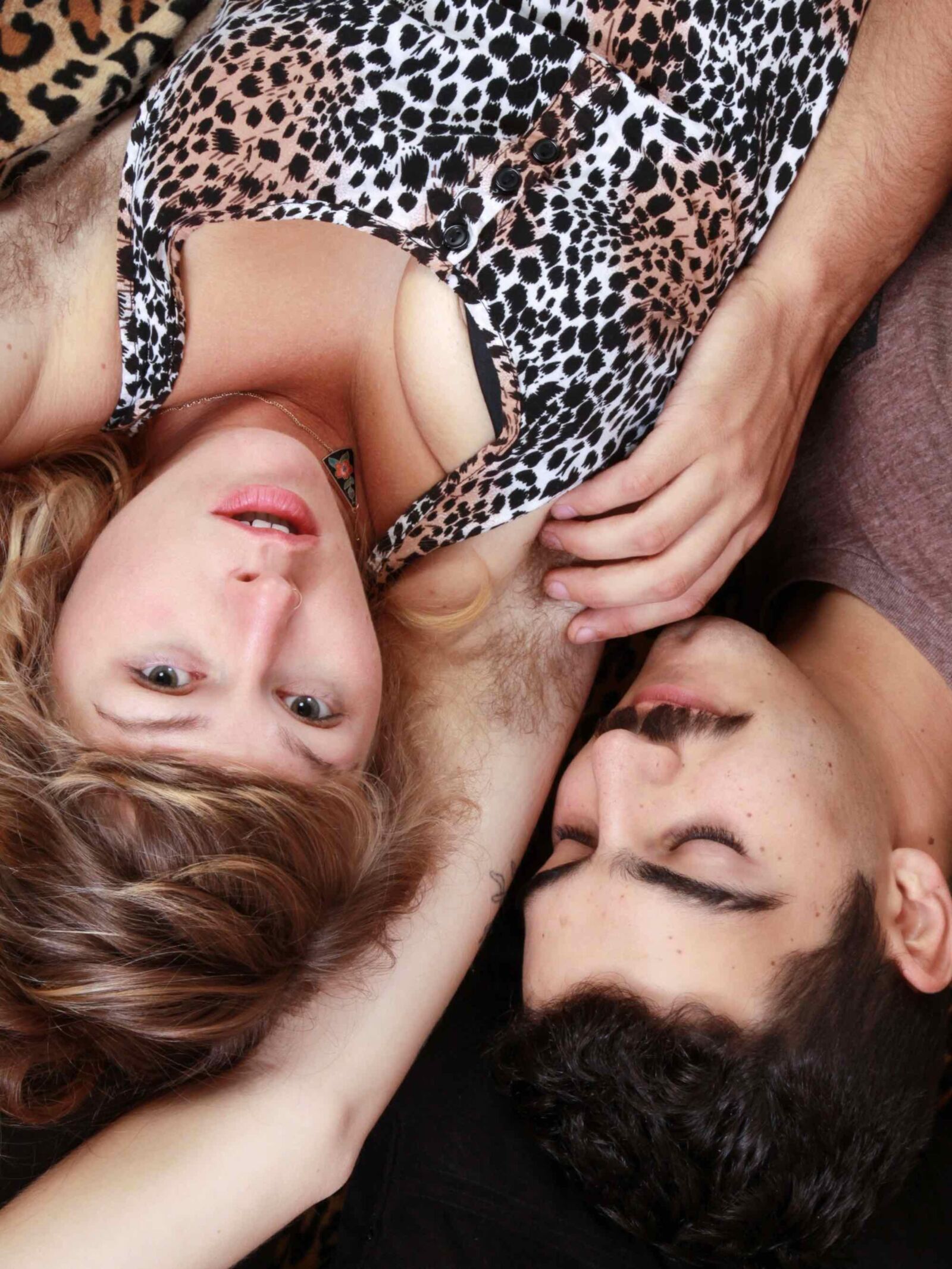 AMATEUR Hairy blonde seduced by a random stud
