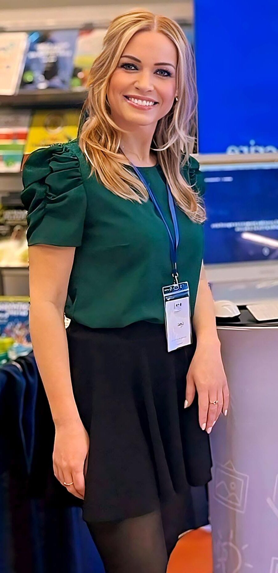 Karine Webwhore es solo una puta