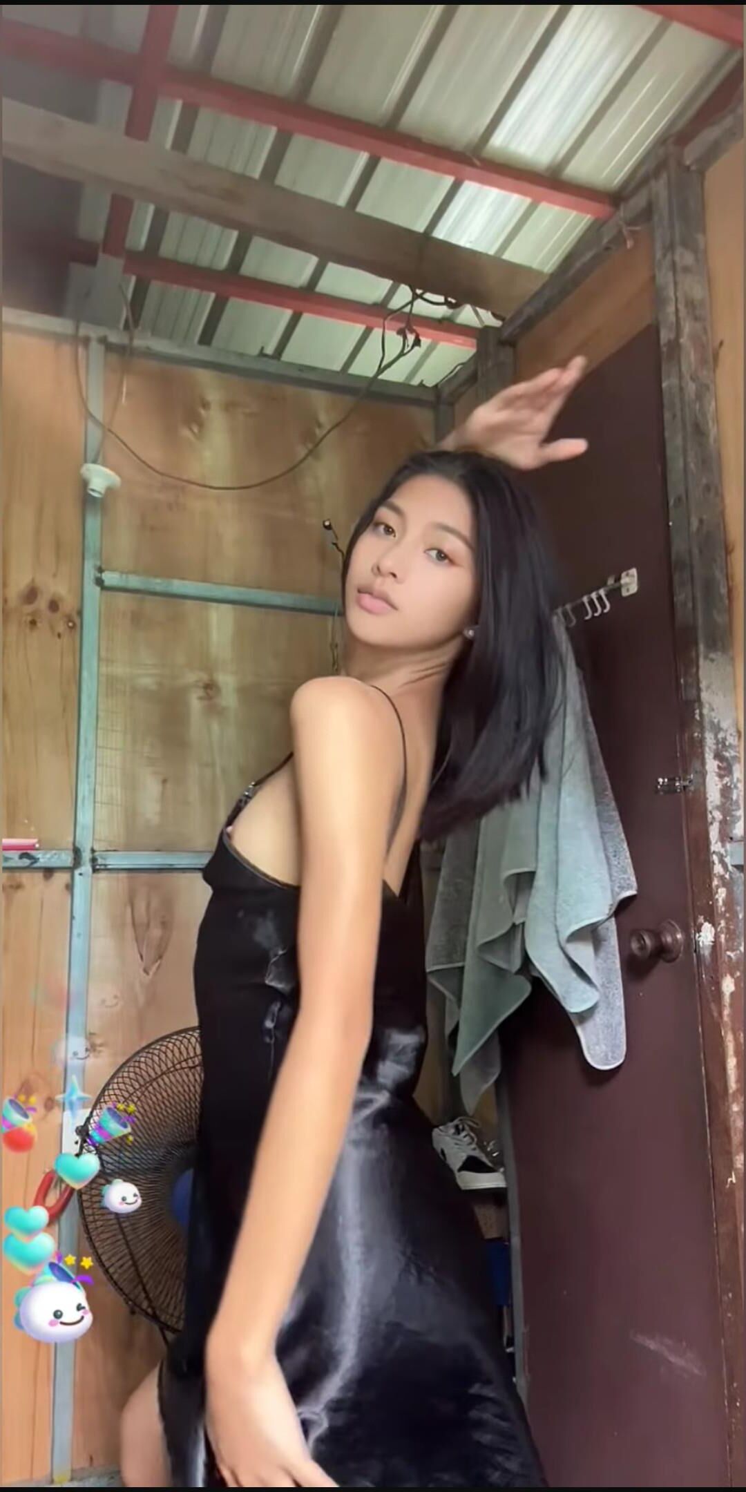 Pequeñas tetas bonitas pezón