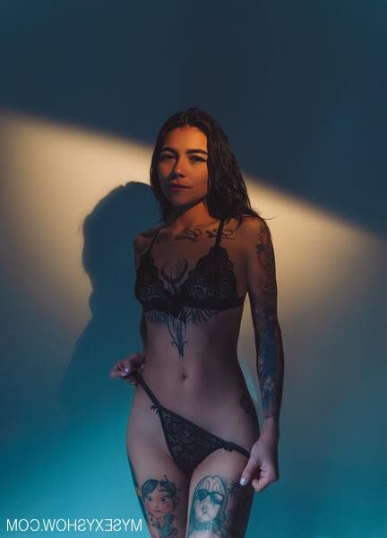 Abrilramirez на mysexyshow.com