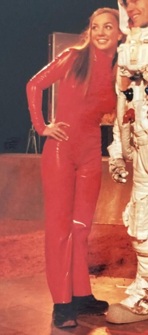 Britney Spears Liebe zu enges Leder/PVC