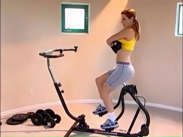 Erica Campbell Gym Vidcaps