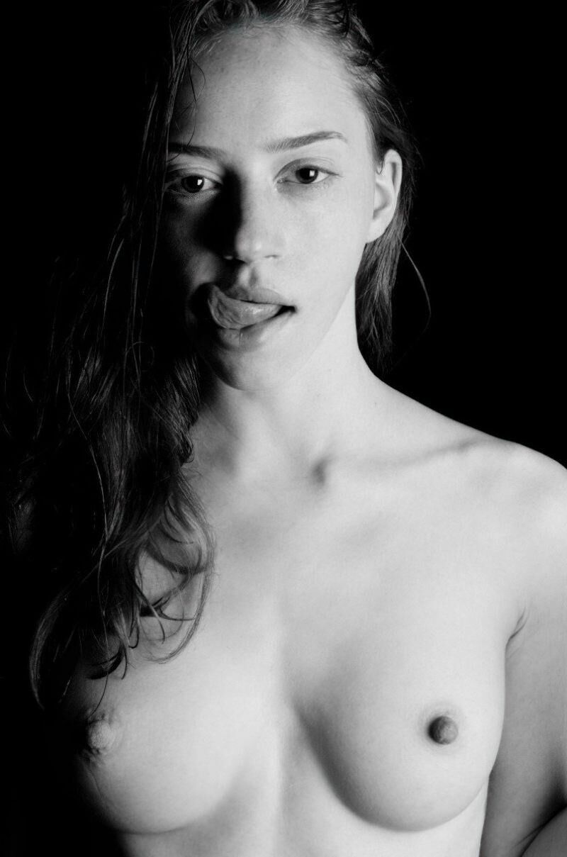 Lily Newmark Redhead Alien Earth