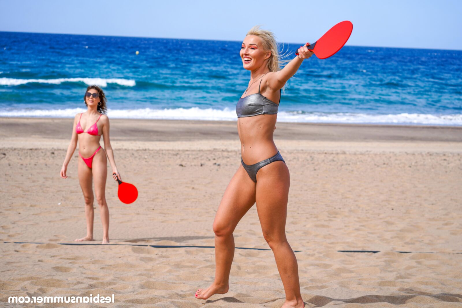 Sexe de plage avec le destin de Lovita