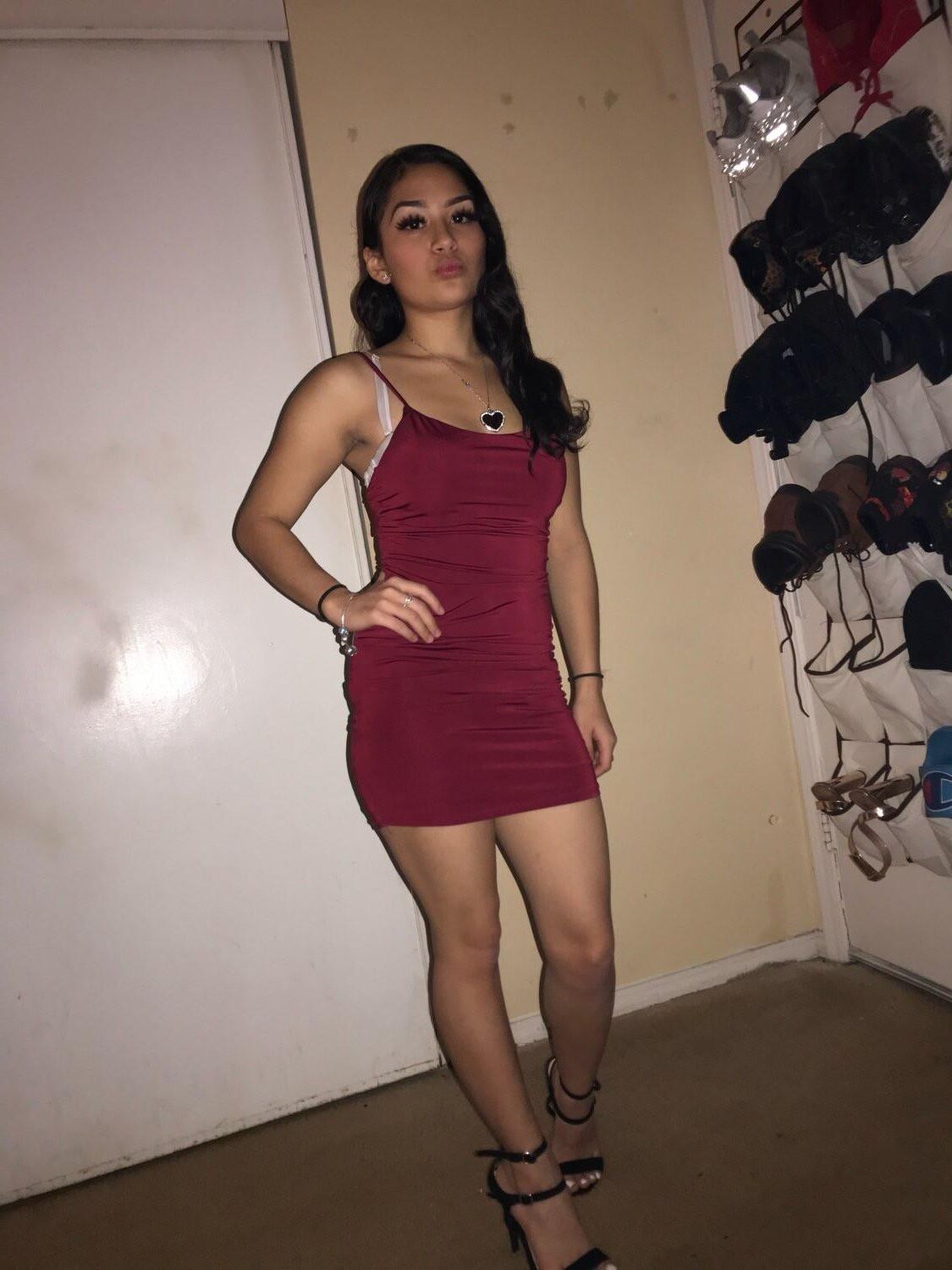 Latina webslut sofia flores nus caseiros expostos